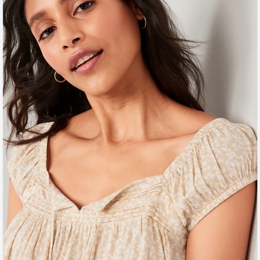 Old Navy Tan Smocked Ruffled Cap Sleeve Blouse